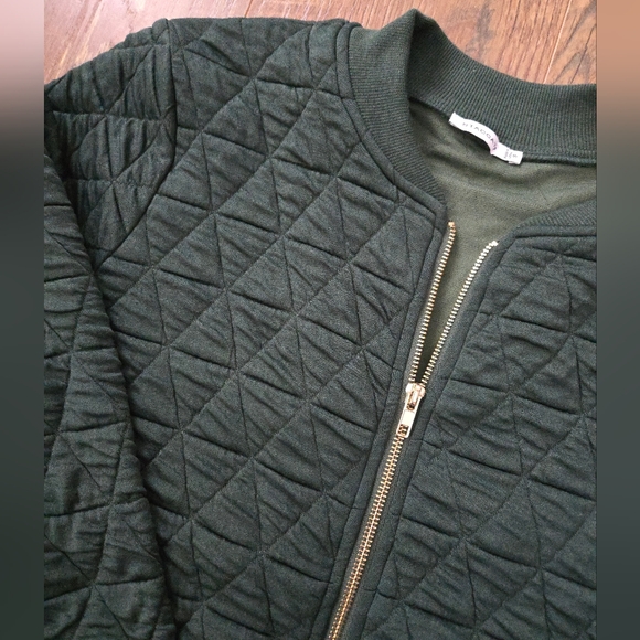 Small bomber jacket - Picture 2 of 3